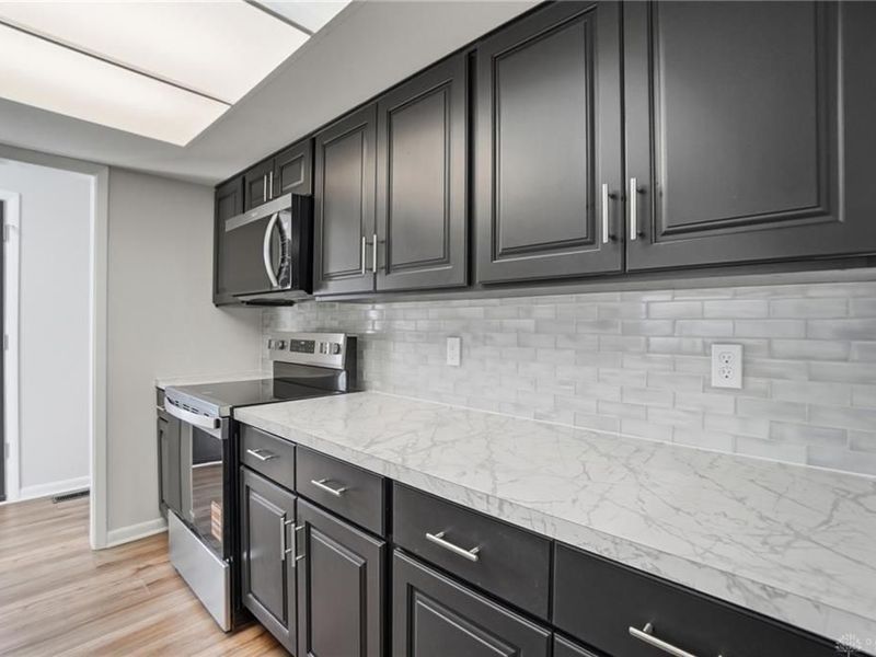 1337 Heatherdale Drive, Kettering, OH 45429 Photo 16