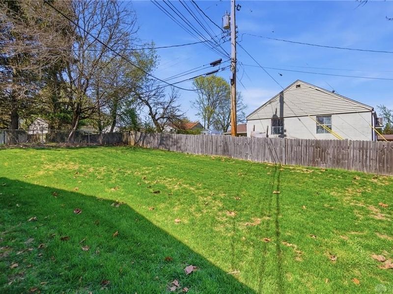 1337 Heatherdale Drive, Kettering, OH 45429 Photo 34