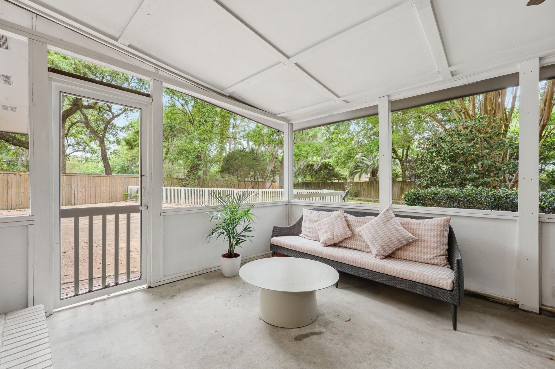 1204 Oldwanus Drive Photo 25