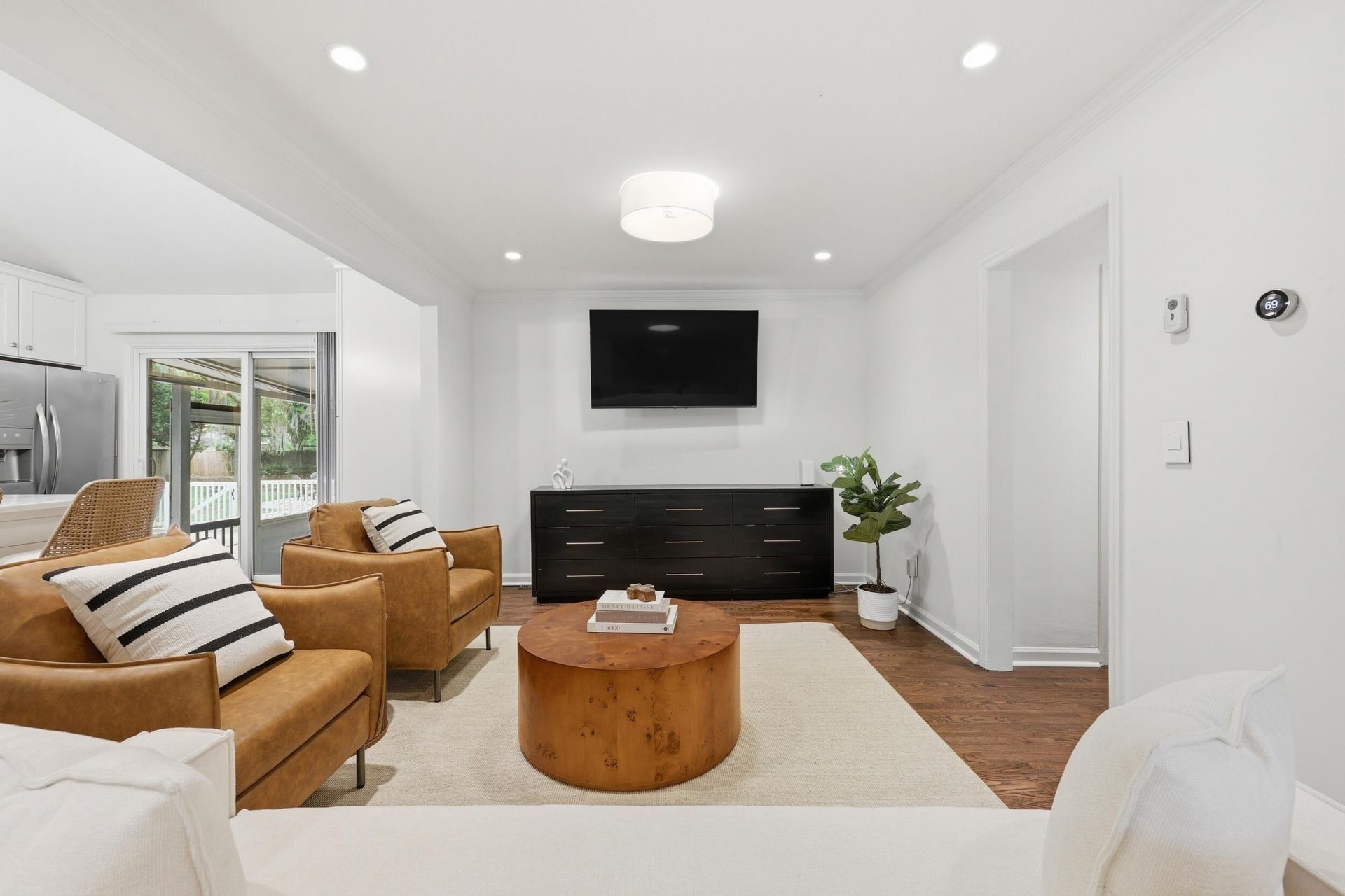 1204 Oldwanus Drive Photo 4