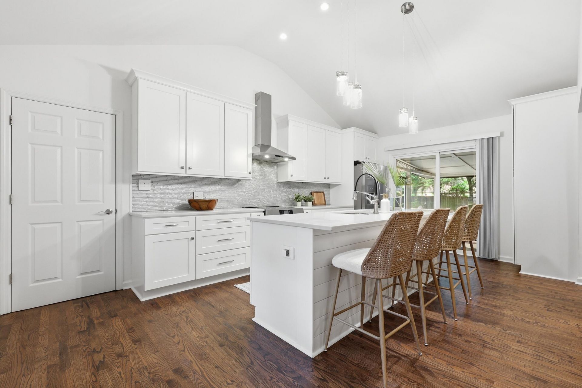 1204 Oldwanus Drive Photo 8