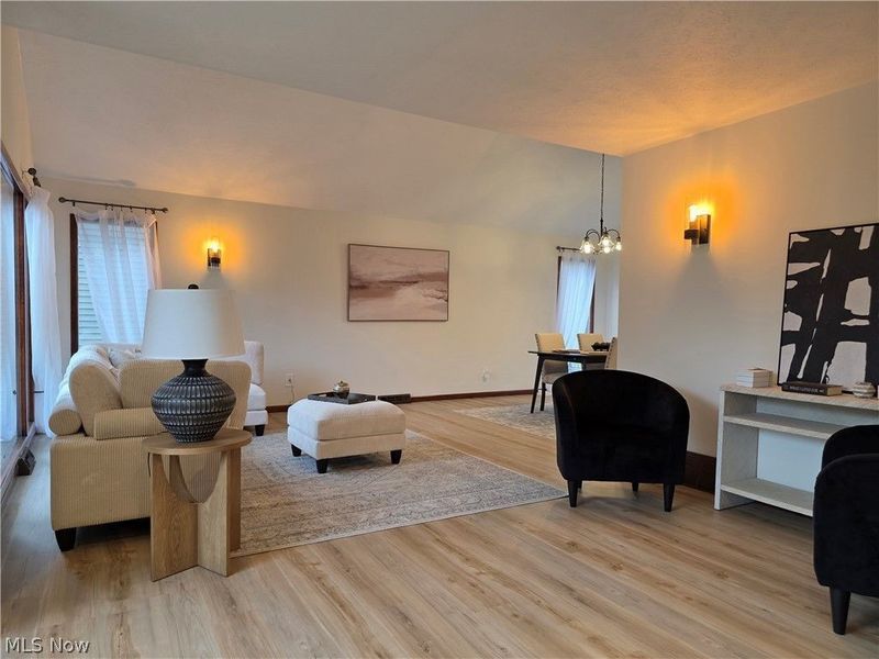 5009 Lansdowne Drive , Solon, OH 44139 Photo 3