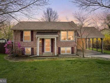 31 E LAKE VIEW DRIVE, LITTLESTOWN, PA 17340