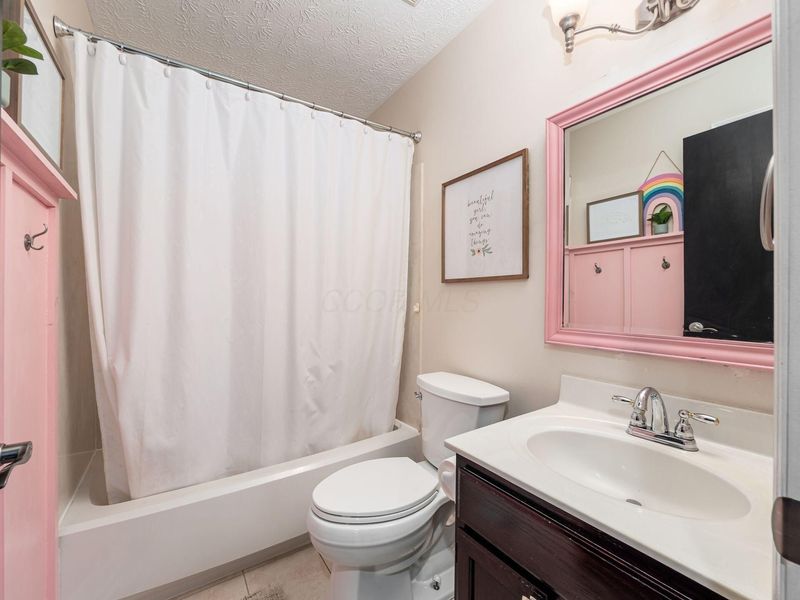 3710 Newell Drive, Columbus, OH 43228 Photo 24