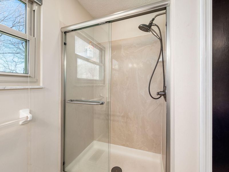 3710 Newell Drive, Columbus, OH 43228 Photo 29