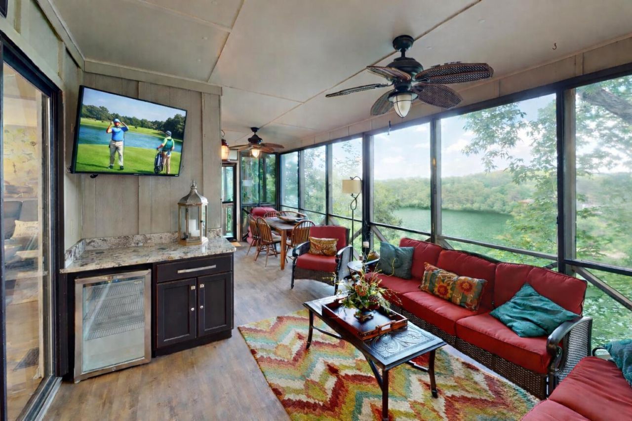 14 Star Trek Drive, Bronston, KY 42518