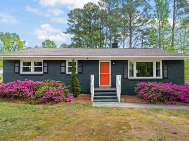 1013 Meadowbrook Drive, Garner, NC 27529