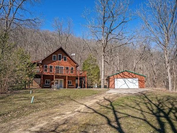 E1422 A Battle Hollow ROAD, De Soto, WI 54624