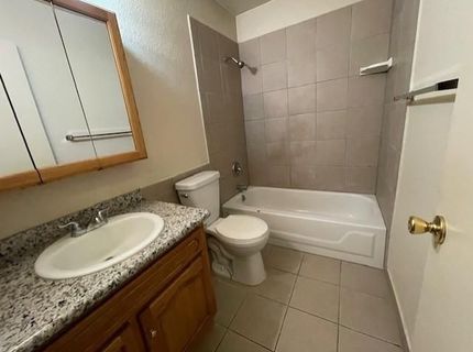 6181 Jack London Cir, Sacramento, CA 95842 Photo