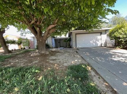 6181 Jack London Cir, Sacramento, CA 95842 Photo