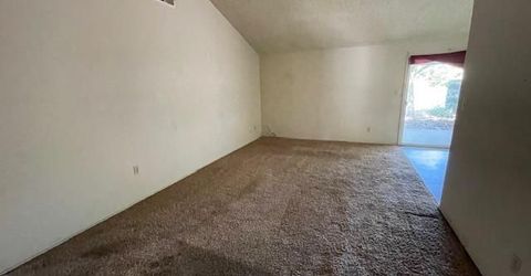 6181 Jack London Cir, Sacramento, CA 95842 Photo