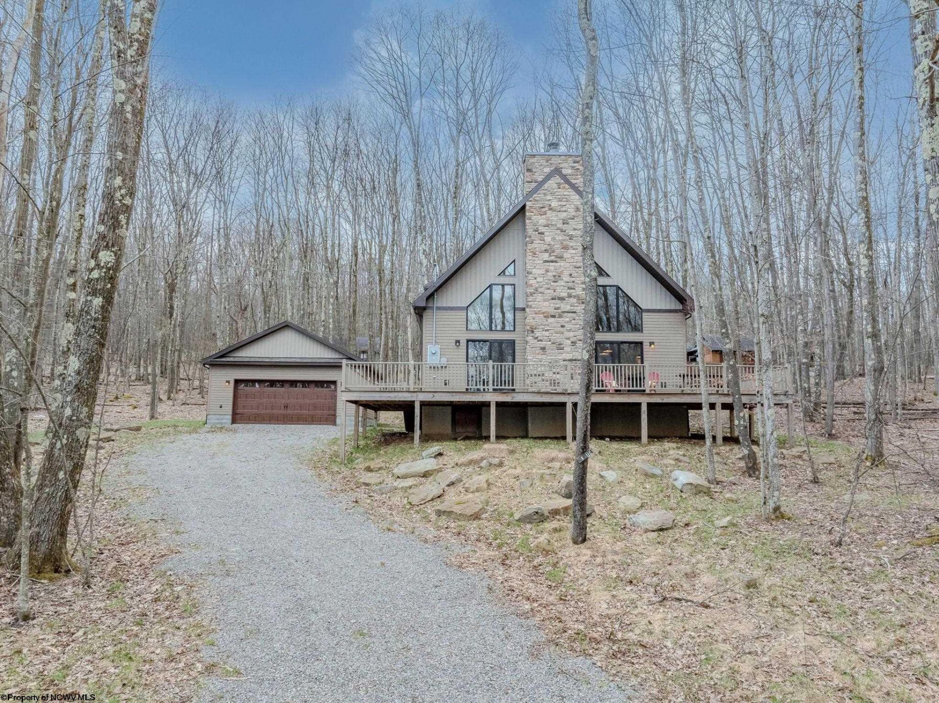 533 Windflower Drive, Terra Alta, WV 26764 Main Photo