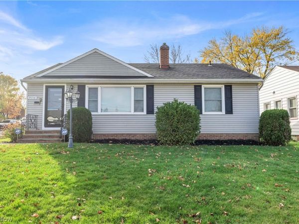 9716 Alexander Road , Garfield Heights, OH 44125