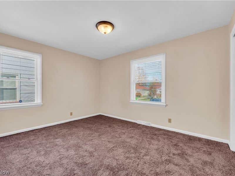 9716 Alexander Road , Garfield Heights, OH 44125 Photo 10