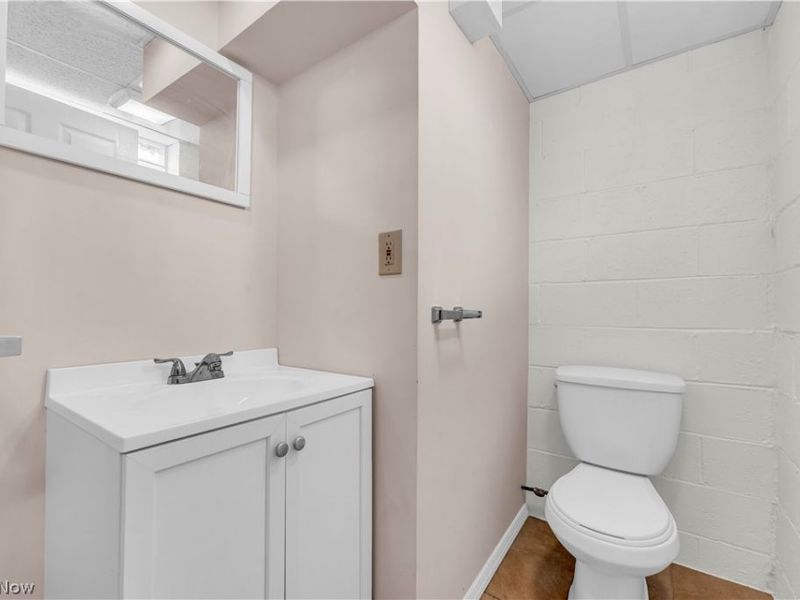 9716 Alexander Road , Garfield Heights, OH 44125 Photo 22