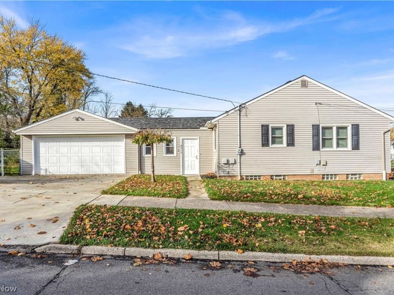 9716 Alexander Road , Garfield Heights, OH 44125 Photo 28