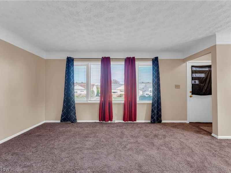 9716 Alexander Road , Garfield Heights, OH 44125 Photo 4