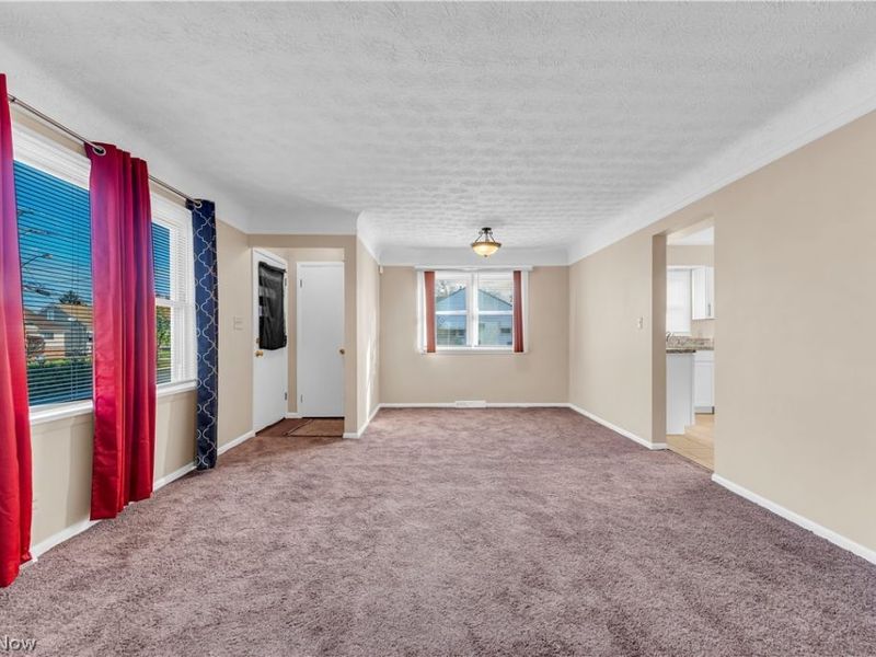 9716 Alexander Road , Garfield Heights, OH 44125 Photo 5