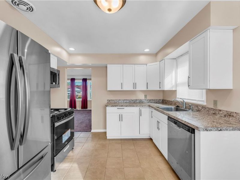 9716 Alexander Road , Garfield Heights, OH 44125 Photo 6