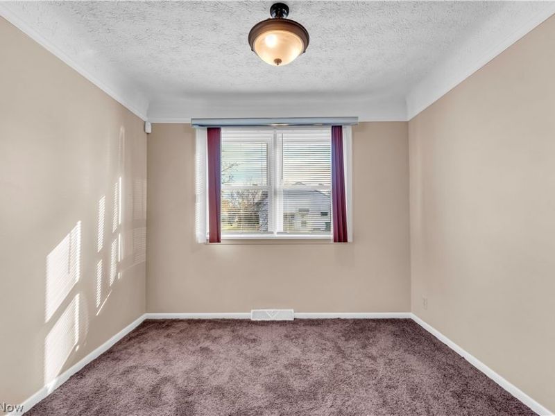 9716 Alexander Road , Garfield Heights, OH 44125 Photo 9