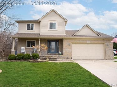 48894 Pattyn Drive, Chesterfield Twp, MI 48051