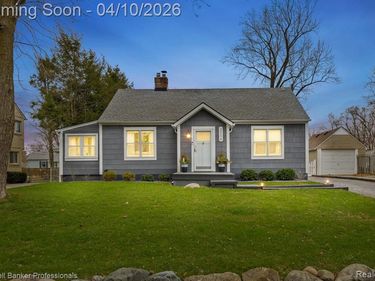 46079 Sunset Street, Northville Twp, MI 48167