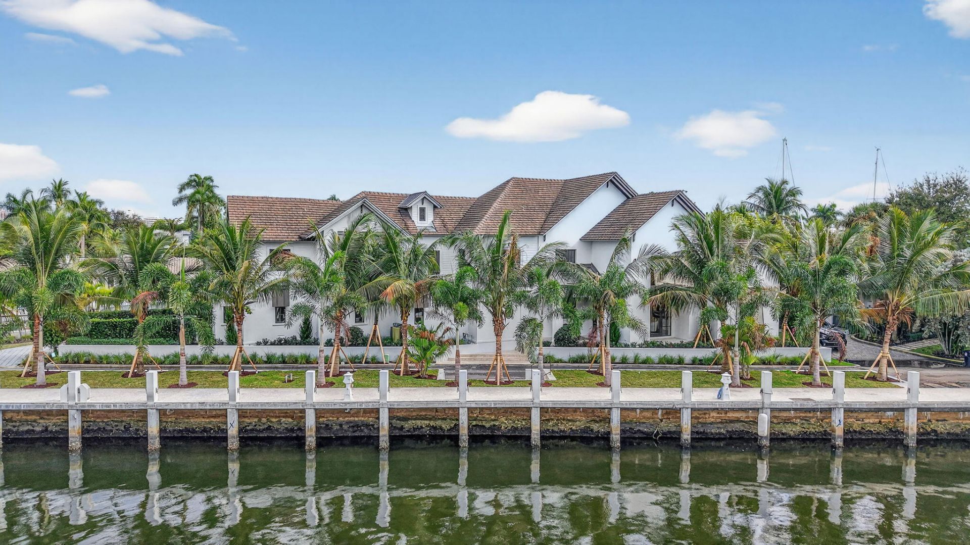 400 Mola Avenue, Fort Lauderdale, FL 33301 Photo