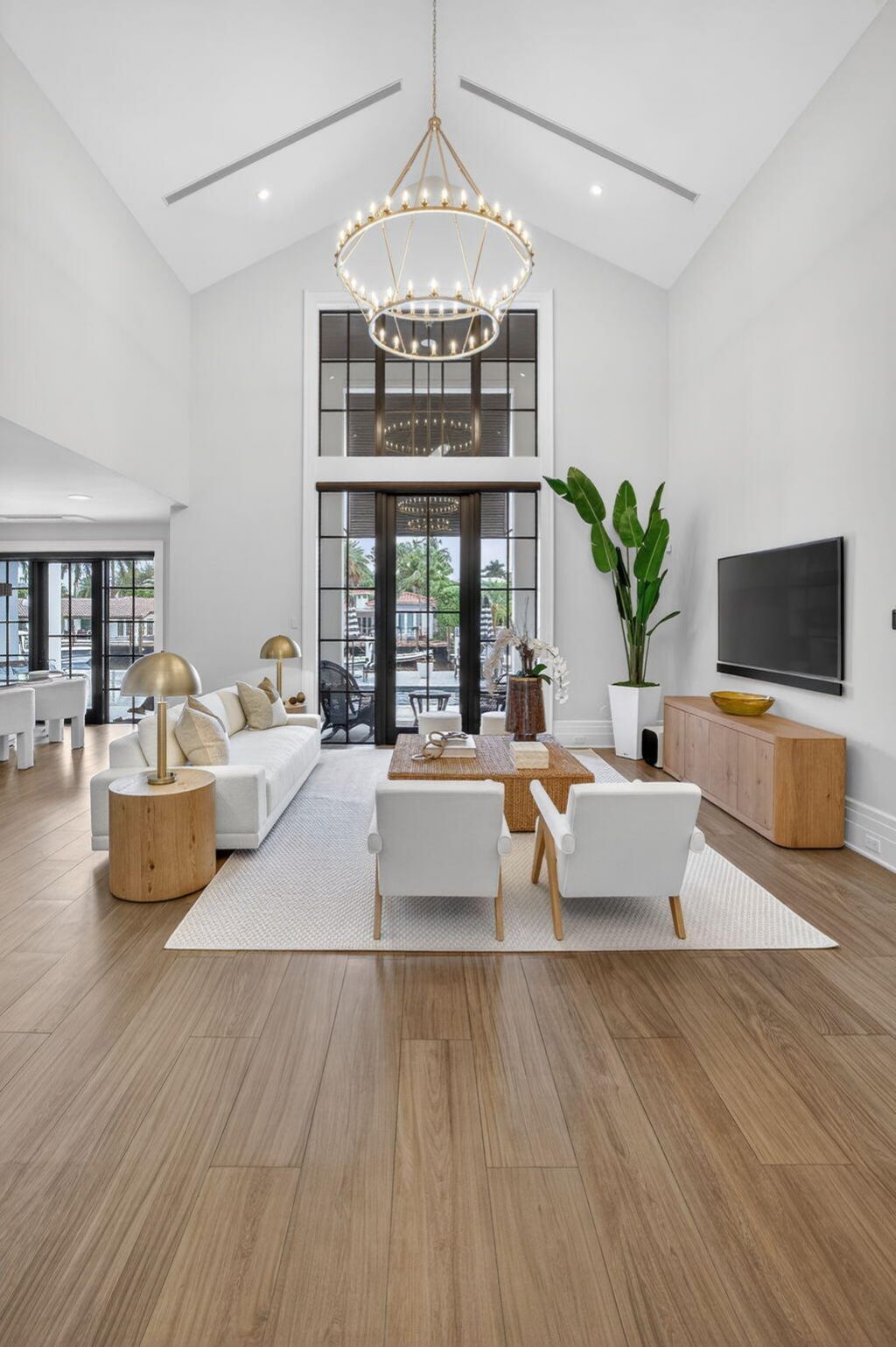 400 Mola Avenue, Fort Lauderdale, FL 33301 Photo