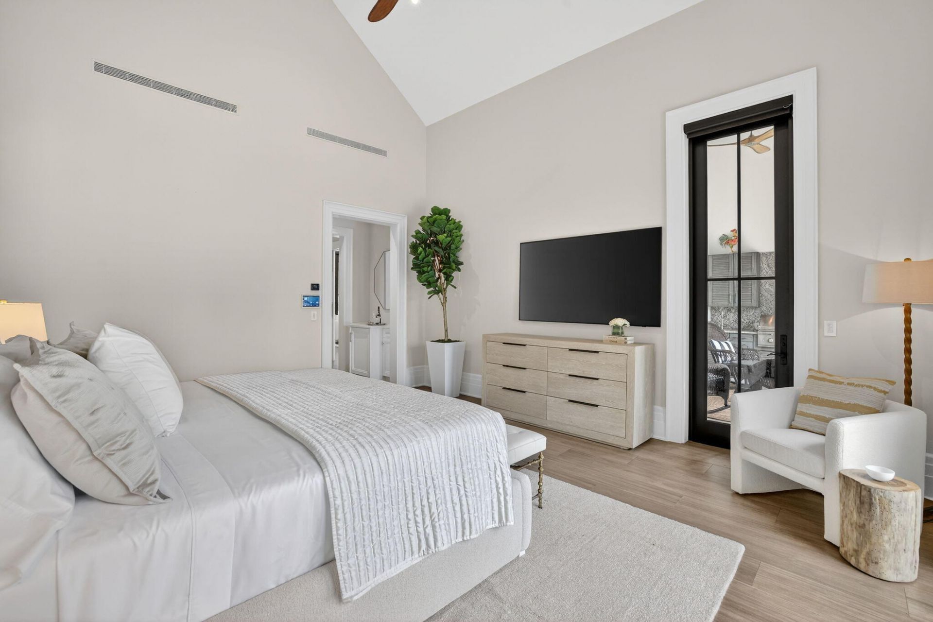 400 Mola Avenue, Fort Lauderdale, FL 33301 Photo