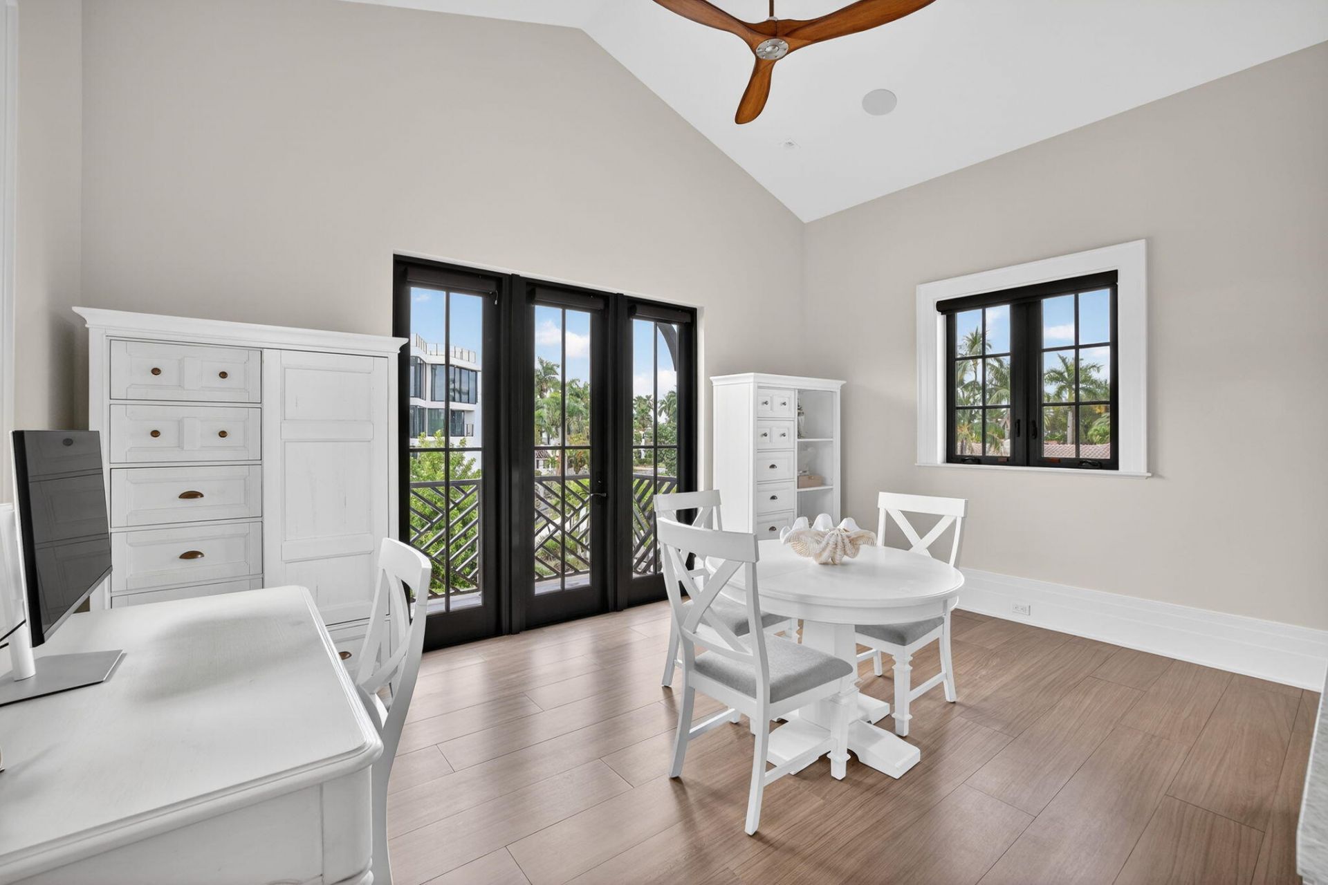 400 Mola Avenue, Fort Lauderdale, FL 33301 Photo