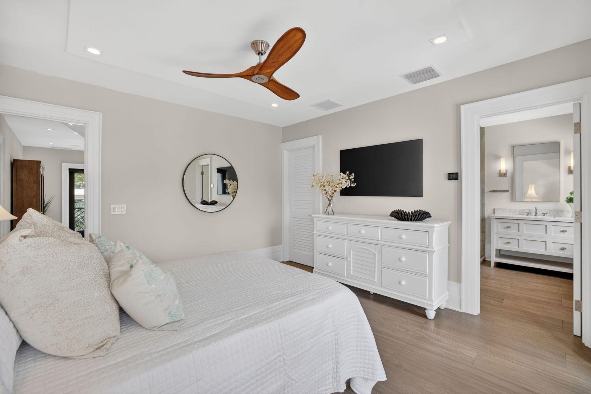 400 Mola Avenue, Fort Lauderdale, FL 33301 Photo