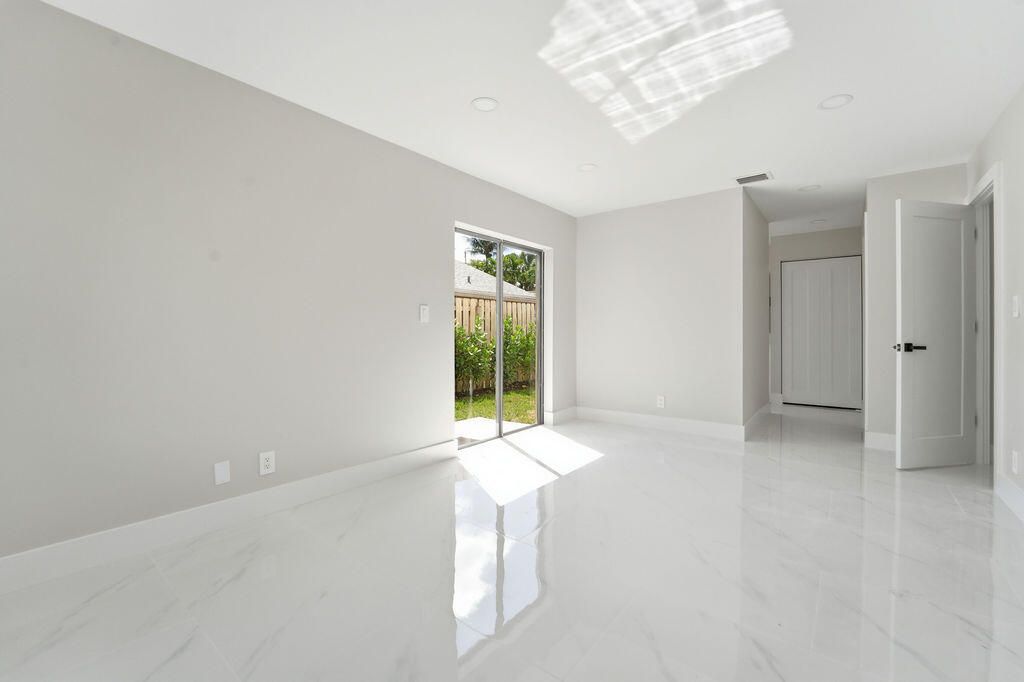 875 NW 22nd Avenue, Delray Beach, FL 33445 Photo