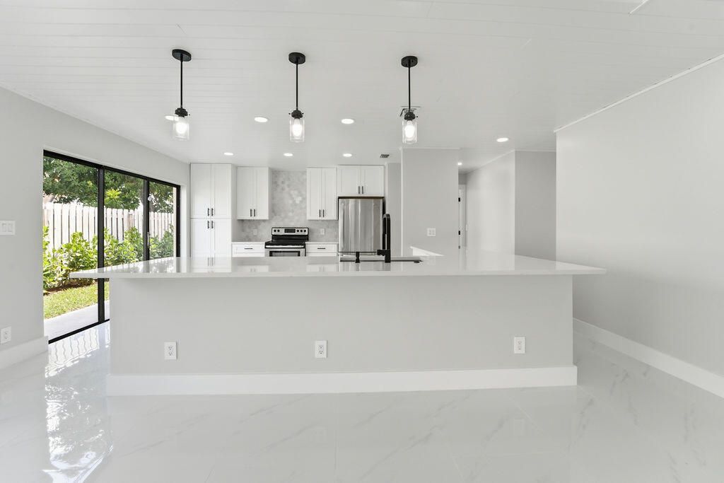 875 NW 22nd Avenue, Delray Beach, FL 33445 Photo