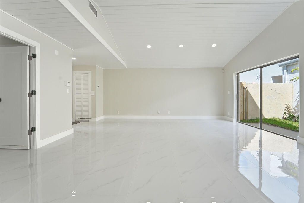 875 NW 22nd Avenue, Delray Beach, FL 33445 Photo