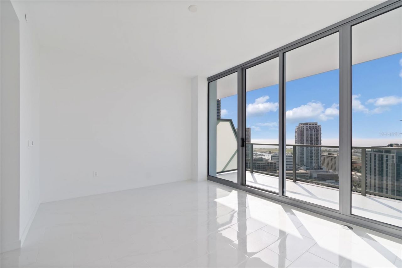 400 Central Avenue, Unit 2505, Saint Petersburg, FL 33701 Photo
