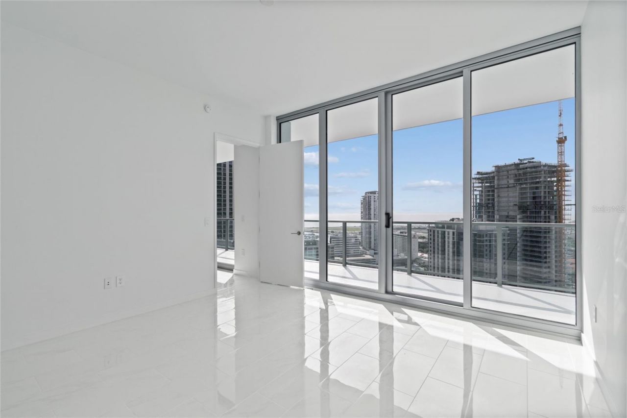400 Central Avenue, Unit 2505, Saint Petersburg, FL 33701 Photo