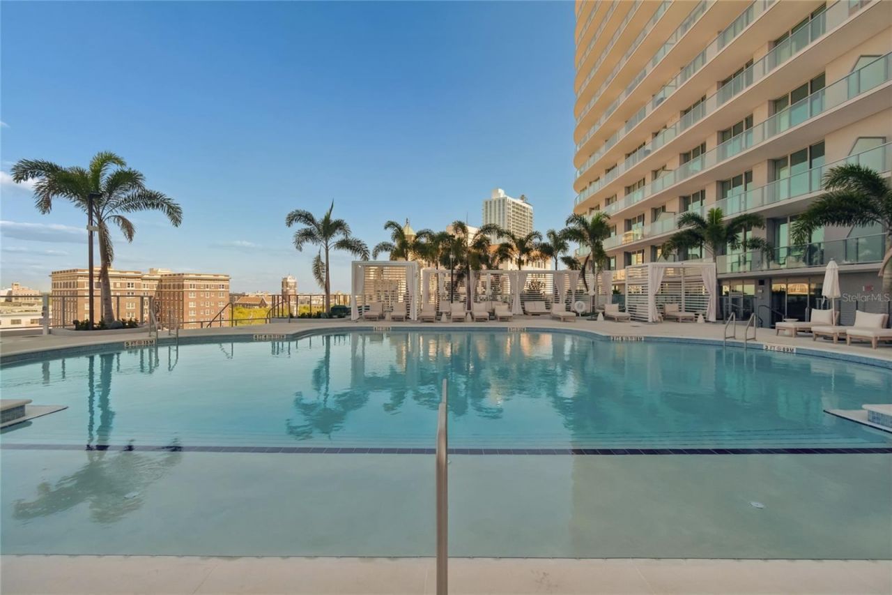 400 Central Avenue, Unit 2505, Saint Petersburg, FL 33701 Photo