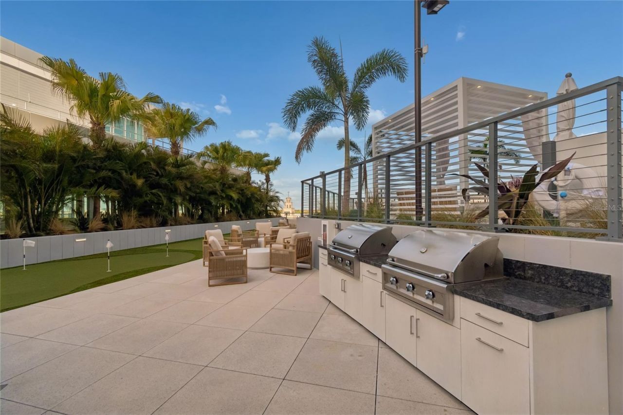 400 Central Avenue, Unit 2505, Saint Petersburg, FL 33701 Photo