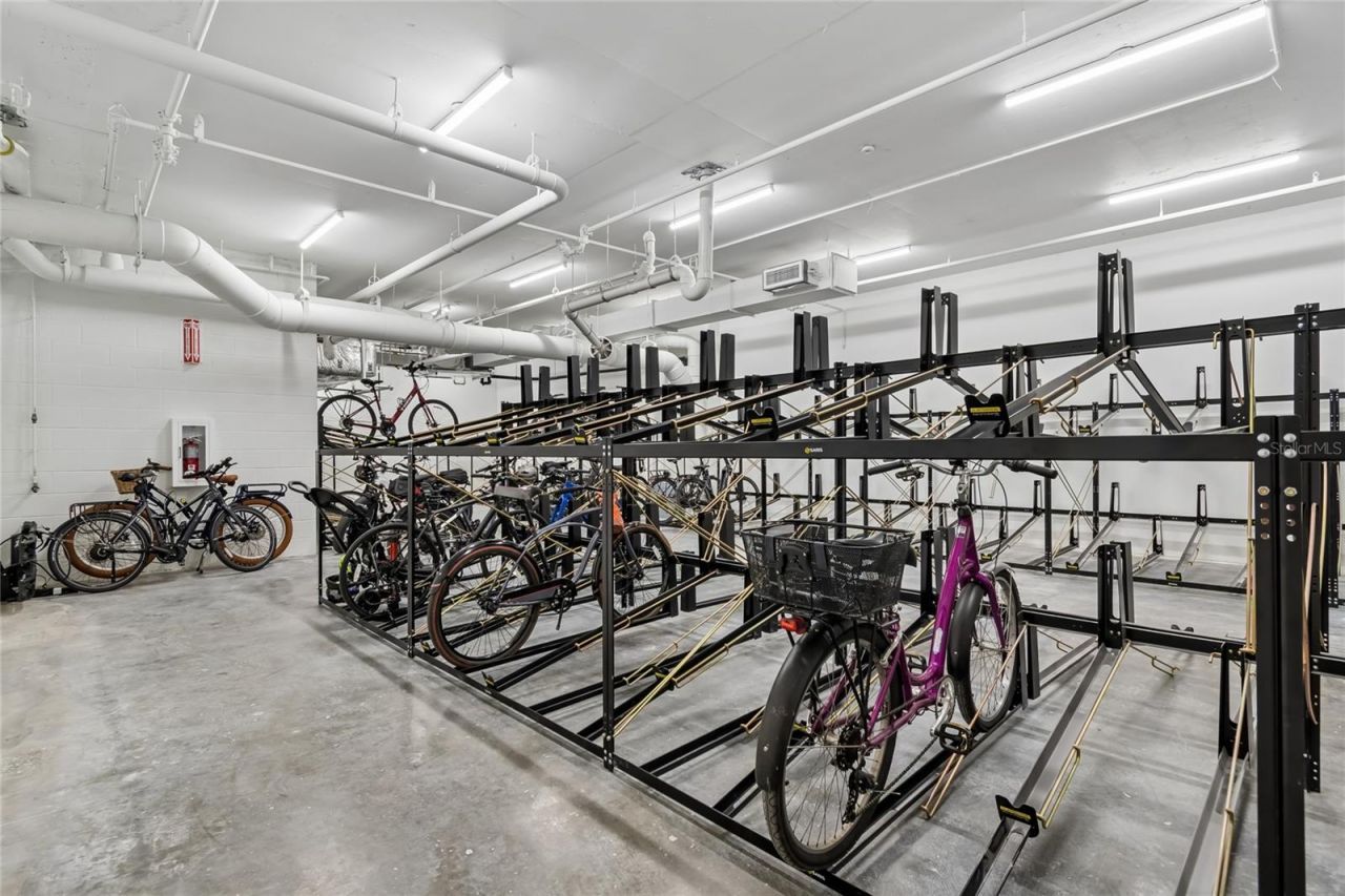 400 Central Avenue, Unit 2505, Saint Petersburg, FL 33701 Photo