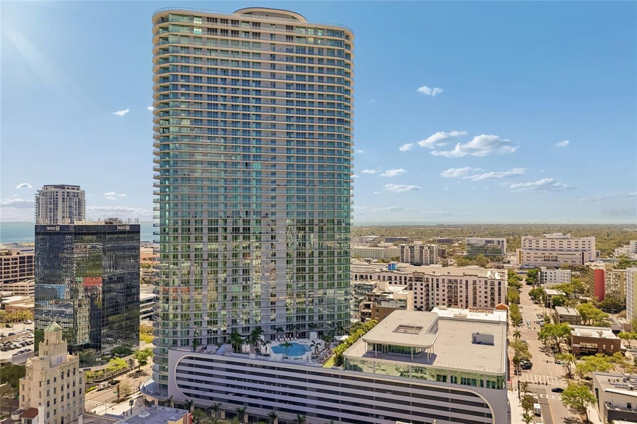 400 Central Avenue, Unit 2505, Saint Petersburg, FL 33701 Photo