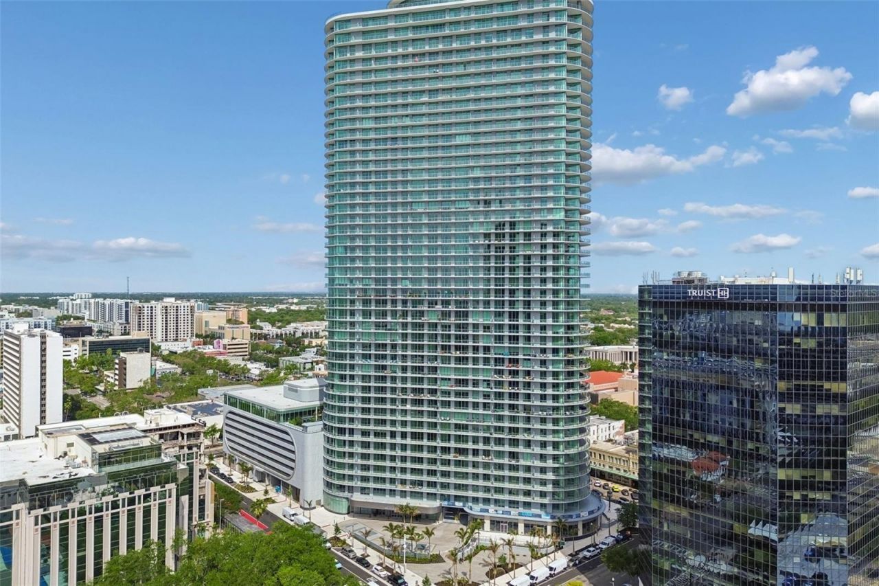 400 Central Avenue, Unit 2505, Saint Petersburg, FL 33701 Photo