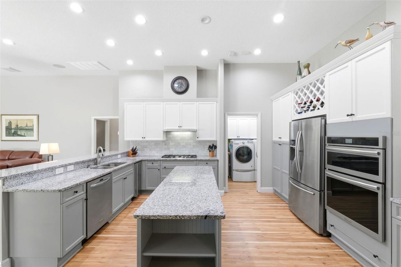 19708 Wellington Manor Boulevard , Lutz, FL 33549 Photo