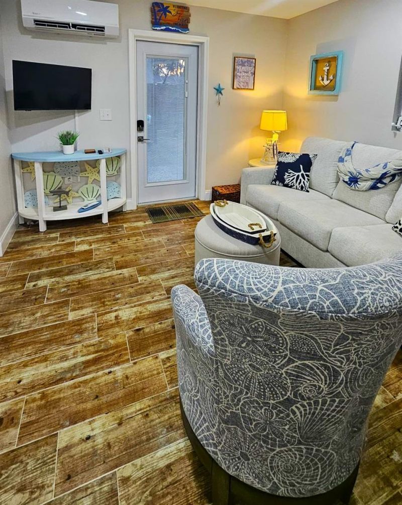 2107 Pine Terrace, Sarasota, FL 34231 Photo