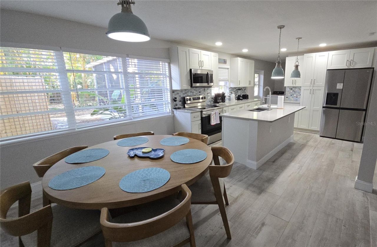 2107 Pine Terrace, Sarasota, FL 34231 Photo