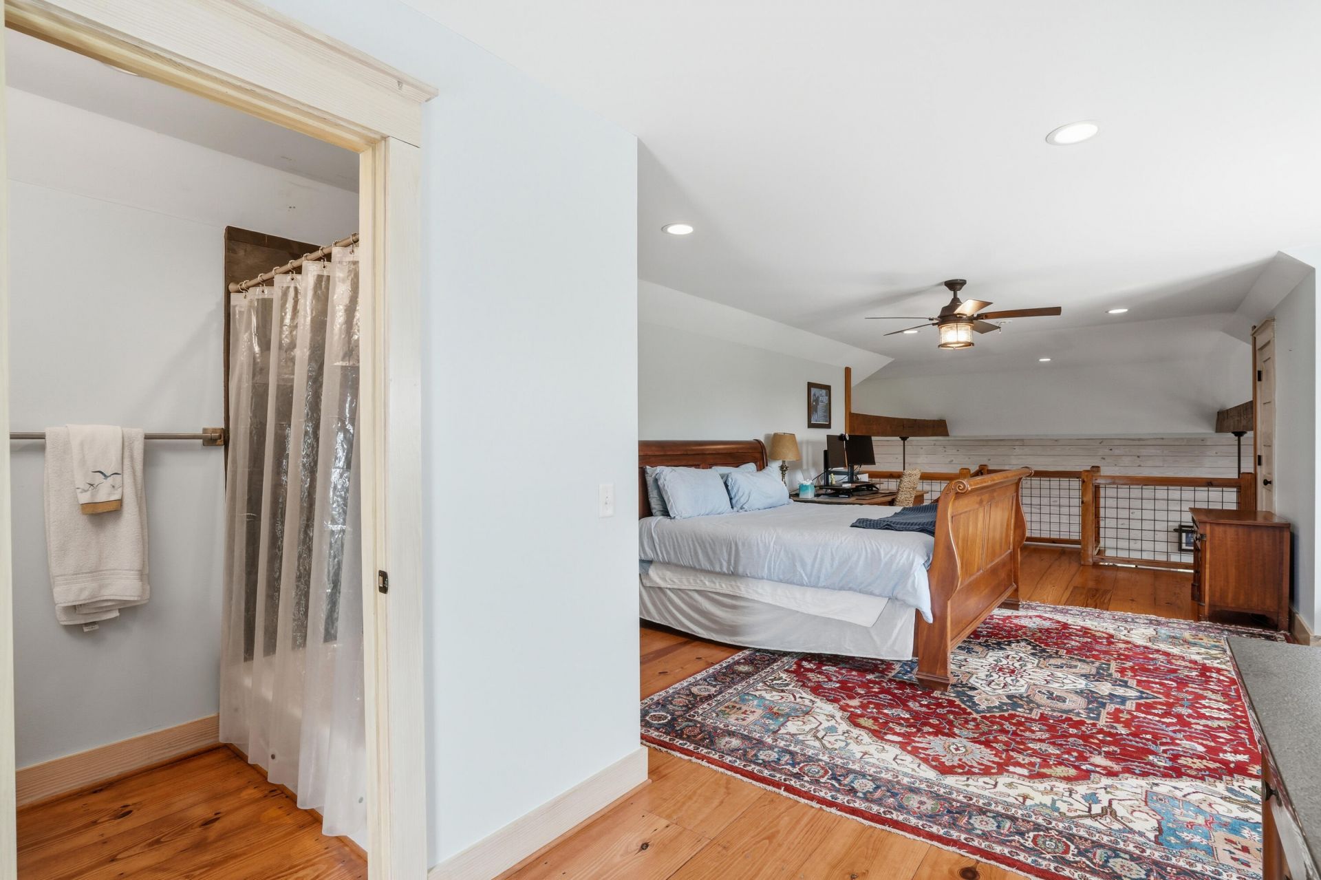 1692 Wharf Ferry Road Photo 19