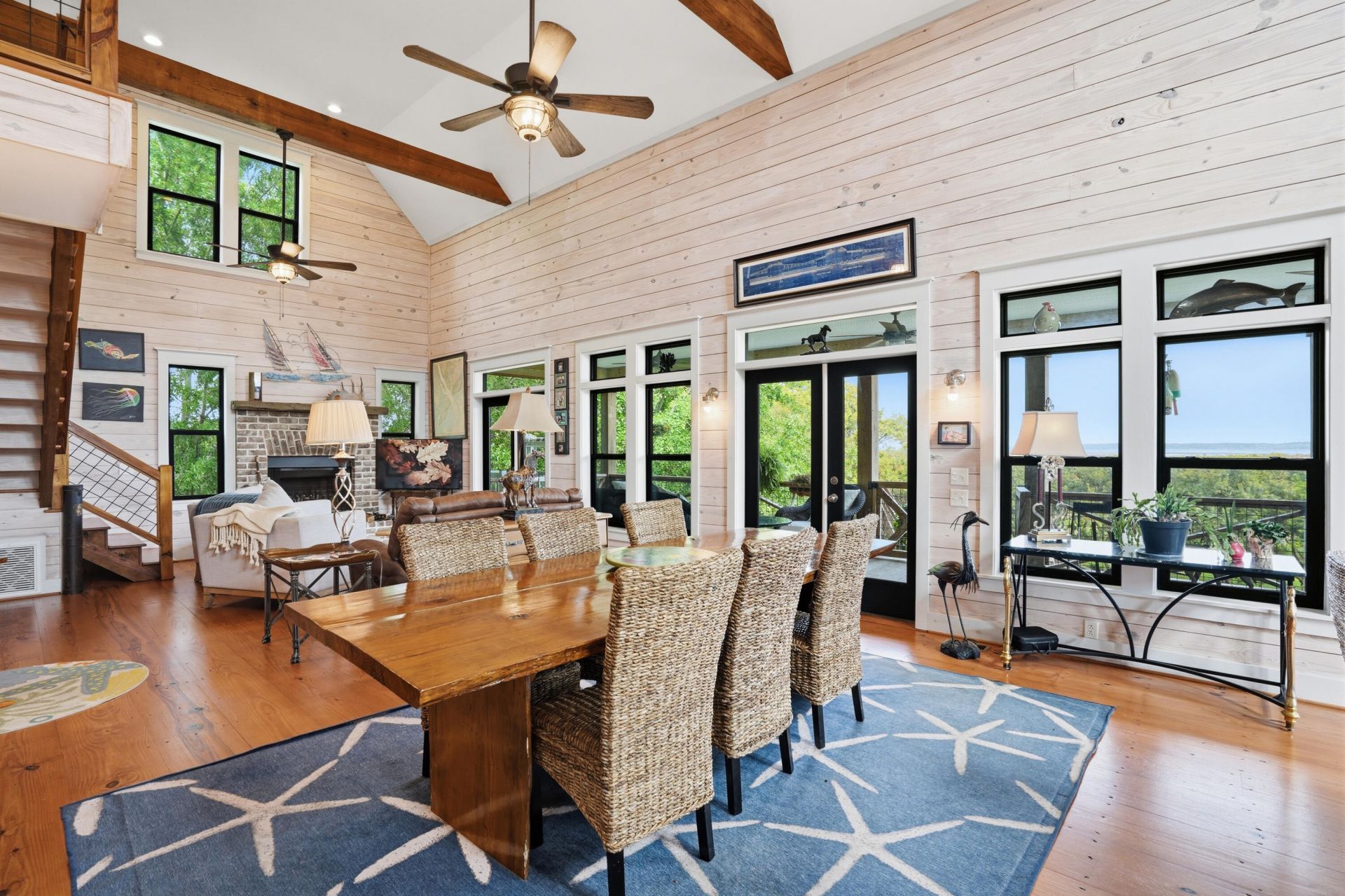 1692 Wharf Ferry Road Photo 23