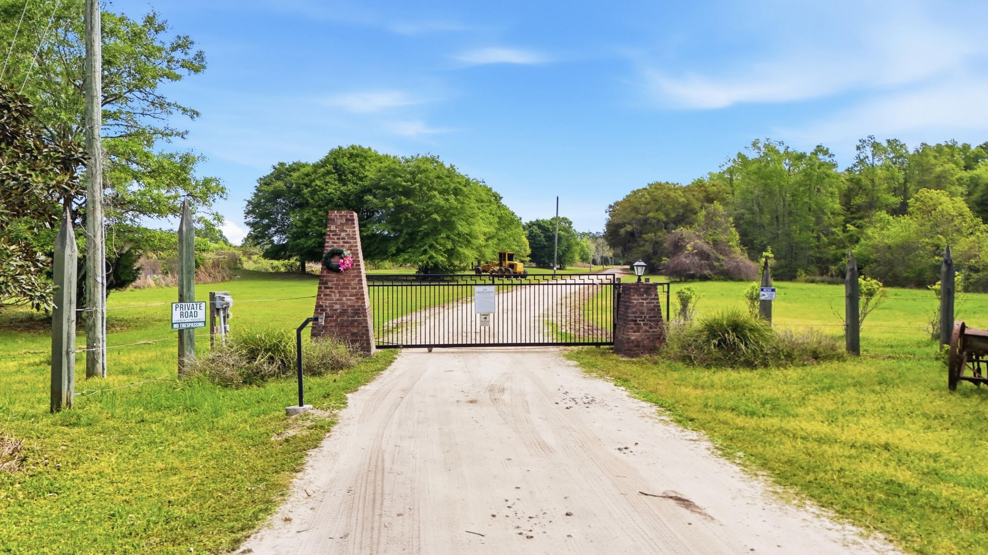 1692 Wharf Ferry Road Photo 55