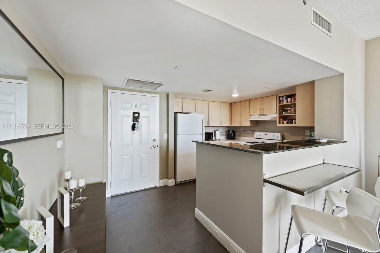 3000 Coral Way , Unit 416, Miami, FL 33145 Photo