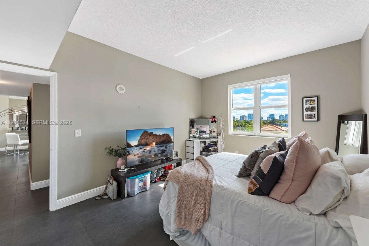 3000 Coral Way , Unit 416, Miami, FL 33145 Photo