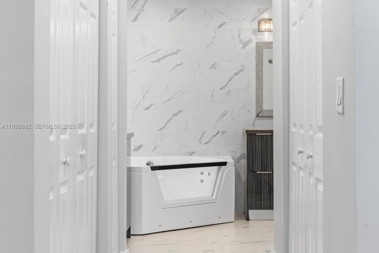 18096 SW 29th St, Miramar, FL 33029 Photo